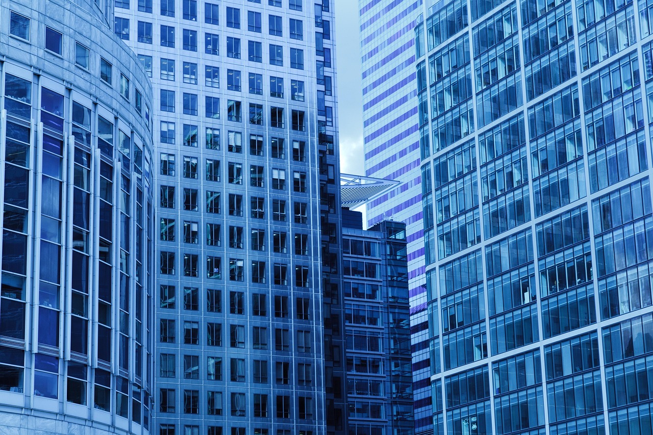 entdecken sie die aktuellen immobilienpreise und markttrends. informieren sie sich über kauf- und mietpreise in verschiedenen regionen und erhalten sie wertvolle einblicke für ihre immobilieninvestitionen.