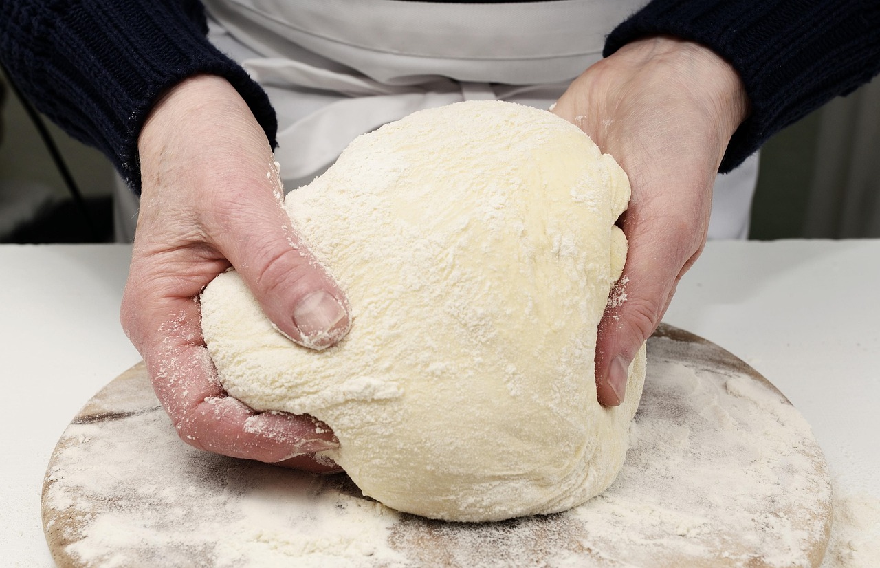 entdecken sie die kunst des backens mit unserem köstlichen hefeteig! perfekt für brote, brötchen und süße leckereien. einfach zuzubereiten und immer frisch!