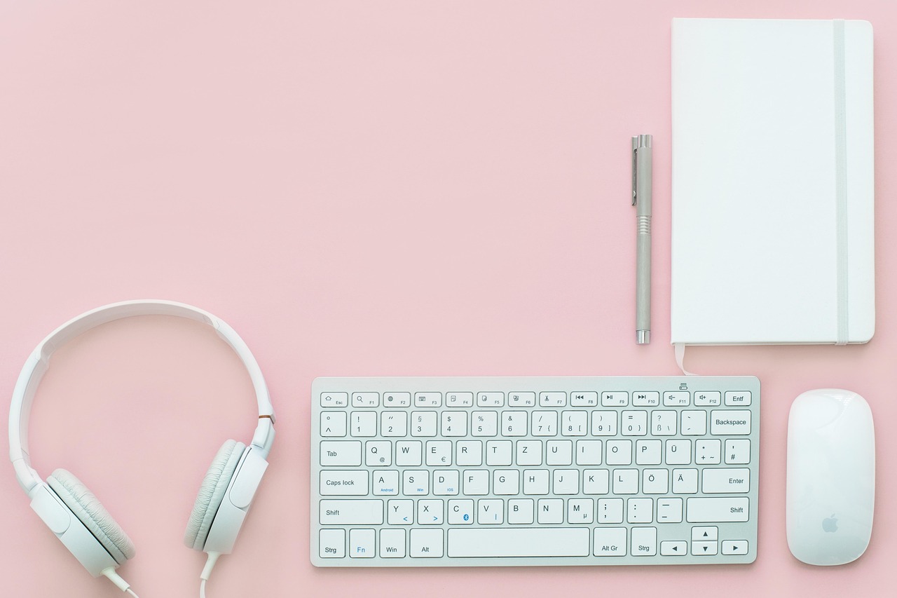 entdecken sie praktische tipps und inspirierende ideen für ein effektives home office. erfahren sie, wie sie produktiv von zu hause arbeiten und ihr arbeitsumfeld optimal gestalten können.